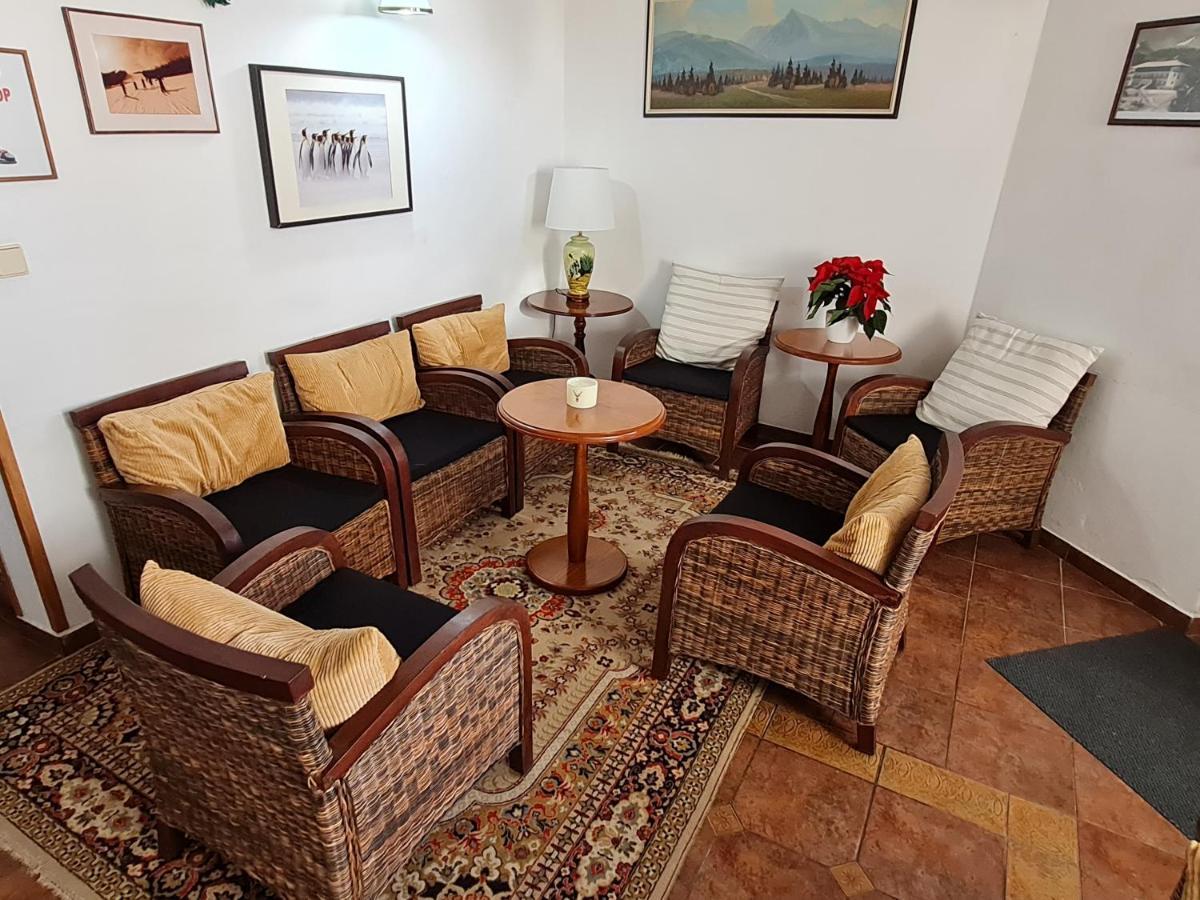 Penzion Encian Tatranská Lomnica Exteriör bild