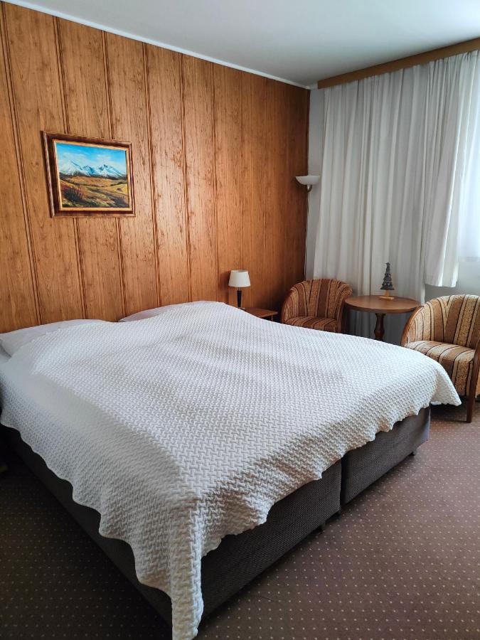 Penzion Encian Tatranská Lomnica Exteriör bild