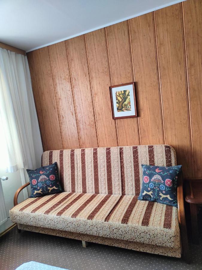 Penzion Encian Tatranská Lomnica Exteriör bild