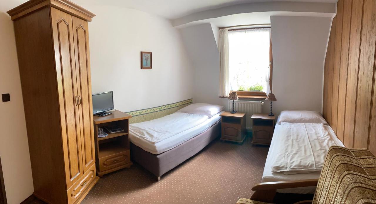 Penzion Encian Tatranská Lomnica Exteriör bild