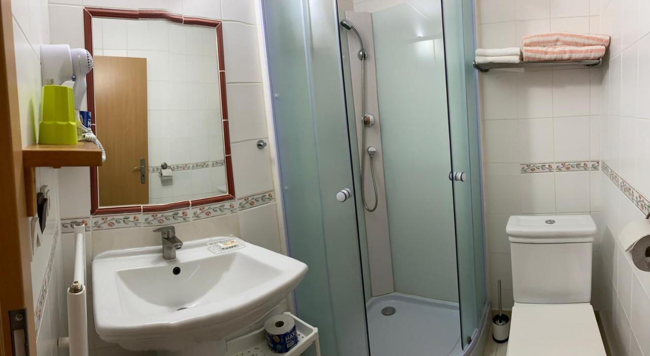 Penzion Encian Tatranská Lomnica Exteriör bild