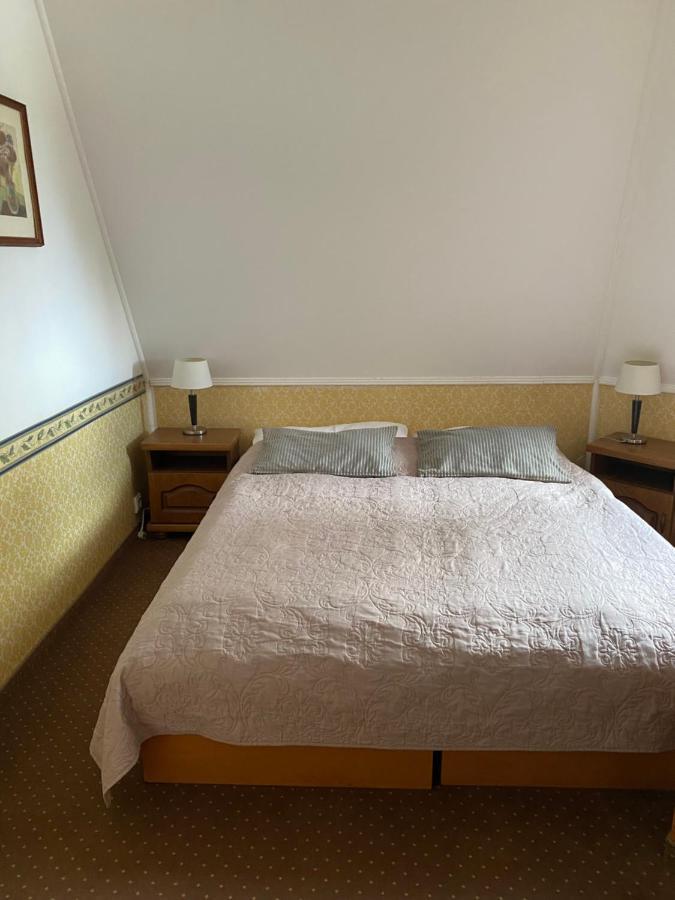 Penzion Encian Tatranská Lomnica Exteriör bild